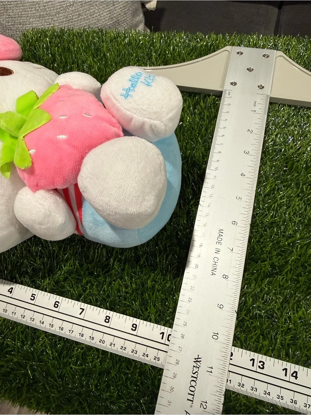 Sanrio Hello Kitty Plush Stuffed Animal Strawberry Pink Bow White Cartoon Toy